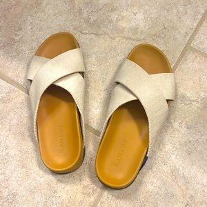 EUC Rothy’s Sandal, size 8